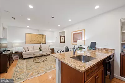 424 E Capitol Street NE #3, Washington, DC 20003 - Photo 11