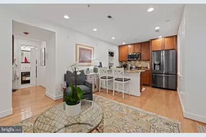 424 E Capitol Street NE #3, Washington, DC 20003 - Photo 5