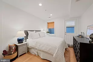 424 East Capitol St NE, Washington, DC 20003 - Photo 17