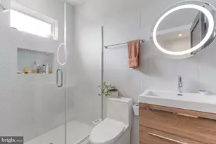 653 Irving St NW, Washington, DC 20010 - Photo 19