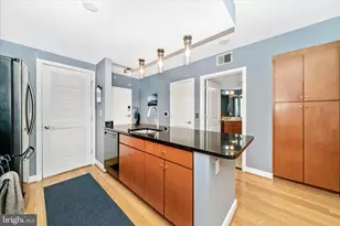 1117 10th St NW, Washington, DC 20001 - Photo 7