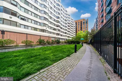 1117 10th Street NW #1009, Washington, DC 20001 - Photo 41