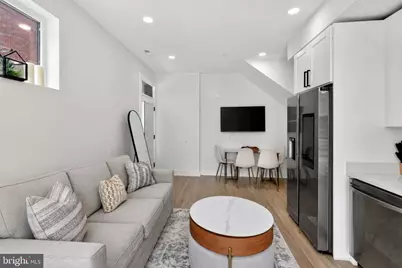 1307 Longfellow Street NW #8, Washington, DC 20011 - Photo 7