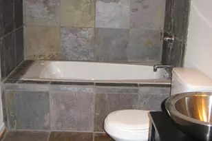 34 Rhode Island Ave NE, Washington, DC 20002 - Photo 17