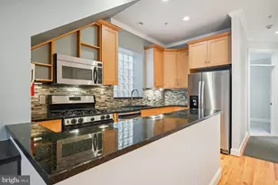 1832 Swann St NW, Washington, DC 20009 - Photo 5