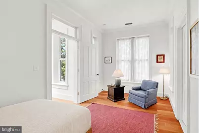 301 12th Street SE, Washington, DC 20003 - Photo 29