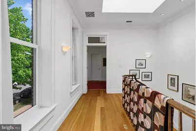 301 12th Street SE, Washington, DC 20003 - Photo 27