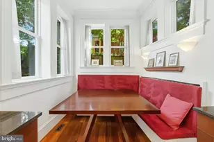 301 12th St SE, Washington, DC 20003 - Photo 17
