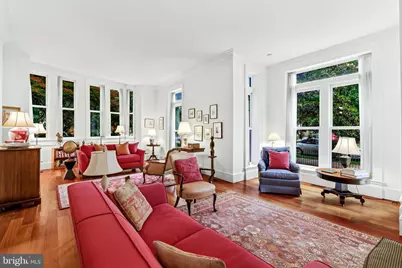 301 12th Street SE, Washington, DC 20003 - Photo 9