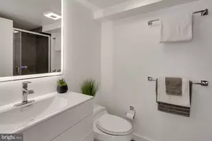 1275 25th St NW, Washington, DC 20037 - Photo 23