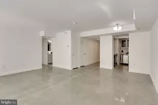 1275 25th St NW, Washington, DC 20037 - Photo 13