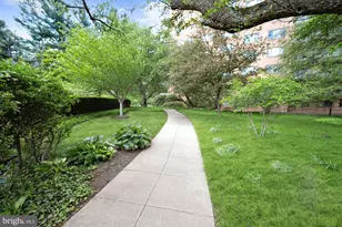 4201 Cathedral Ave NW, Washington, DC 20016 - Photo 35