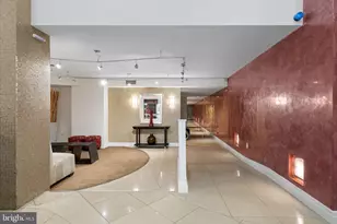 915 E St NW, Washington, DC 20004 - Photo 15