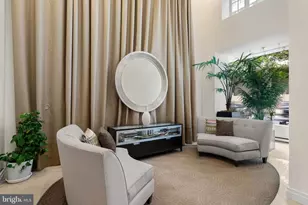 915 E St NW, Washington, DC 20004 - Photo 21