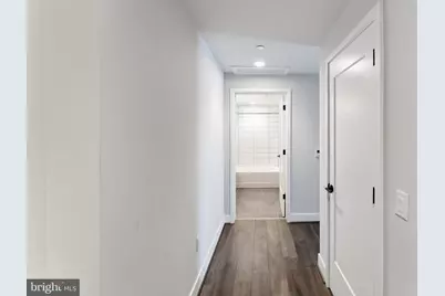 1300 4th Street SE #902, Washington, DC 20003 - Photo 5