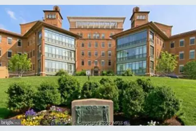 2425 L NW #635, Washington, DC 20037 - Photo 1