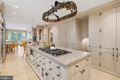 4915 Hillbrook Lane NW, Washington, DC 20016 - Photo 23