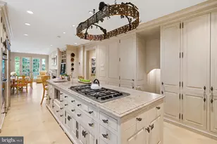 4915 Hillbrook Ln NW, Washington, DC 20016 - Photo 23