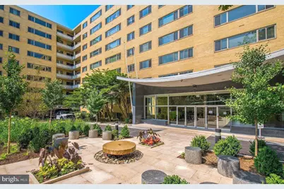 4600 Connecticut Avenue NW #904, Washington, DC 20008 - Photo 1