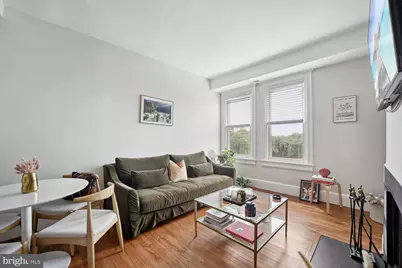 1511 22nd Street NW #42, Washington, DC 20037 - Photo 3