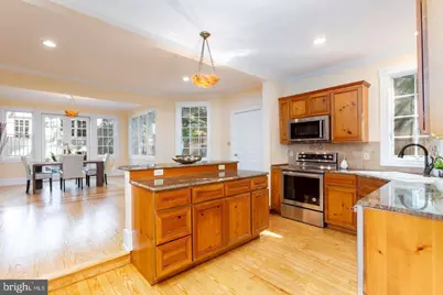 4457 Macarthur Boulevard NW, Washington, DC 20007 - Photo 9
