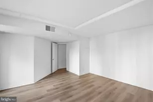 1099 22nd Street NW, Washington, DC 20037 - Photo 7