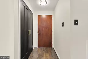 2114 N St NW, Washington, DC 20037 - Photo 3