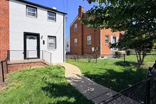 608 Chaplin St SE, Washington, DC 20019 - Photo 1