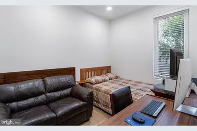 1307 Longfellow Street NW #7, Washington, DC 20011 - Photo 17