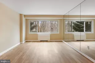 4201 Cathedral Ave NW, Washington, DC 20016 - Photo 25