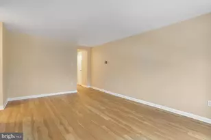 4201 Cathedral Ave NW, Washington, DC 20016 - Photo 27