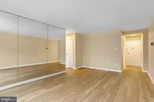 4201 Cathedral Ave NW, Washington, DC 20016 - Photo 29