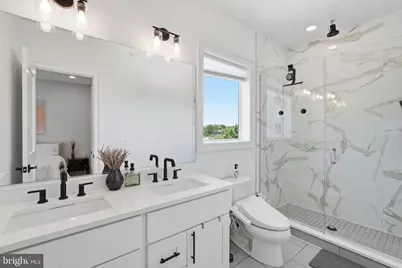 1369 Parkwood Place NW #3, Washington, DC 20010 - Photo 17