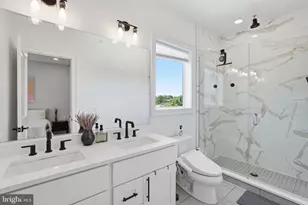 1369 Parkwood Pl NW, Washington, DC 20010 - Photo 17