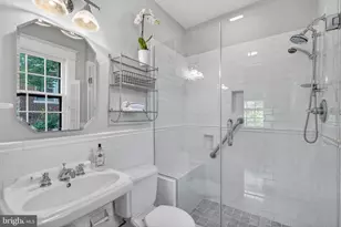 4225 37th St NW, Washington, DC 20008 - Photo 19