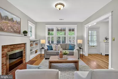 4225 37th Street NW, Washington, DC 20008 - Photo 5