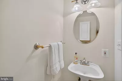 4225 37th Street NW, Washington, DC 20008 - Photo 15