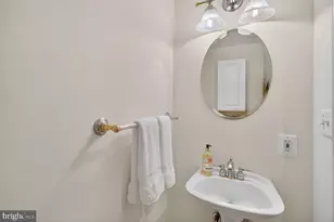 4225 37th St NW, Washington, DC 20008 - Photo 15