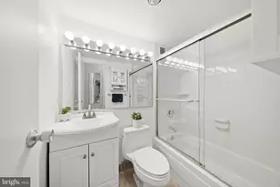 1260 21st Street NW, Washington, DC 20036 - Photo 15