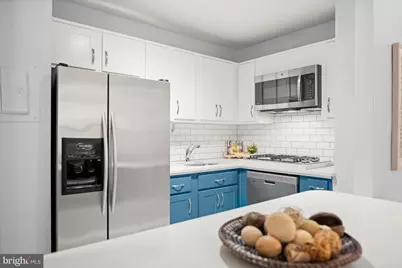 1260 21st Street NW #107, Washington, DC 20036 - Photo 9
