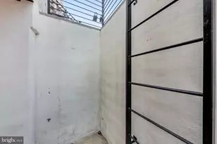 1444 Harvard St NW, Washington, DC 20009 - Photo 19