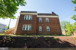 2241 40th Pl NW, Washington, DC 20007 - Photo 5