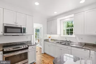 4348 Warren St NW, Washington, DC 20016 - Photo 13
