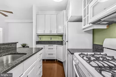 1526 17th Street NW #109, Washington, DC 20036 - Photo 7