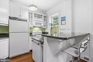 1526 17th St NW, Washington, DC 20036 - Photo 5
