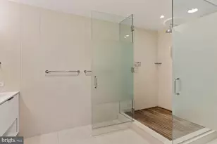 1111 24th Street NW, Washington, DC 20037 - Photo 17