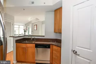 715 6th St NW, Washington, DC 20001 - Photo 11