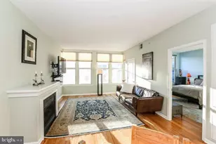715 6th St NW, Washington, DC 20001 - Photo 3