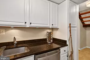 1615 Q St NW, Washington, DC 20009 - Photo 11