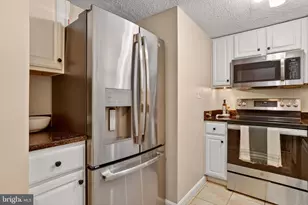 1615 Q St NW, Washington, DC 20009 - Photo 9